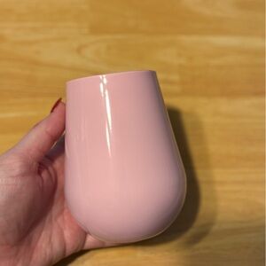 Pink insulated wine glass
